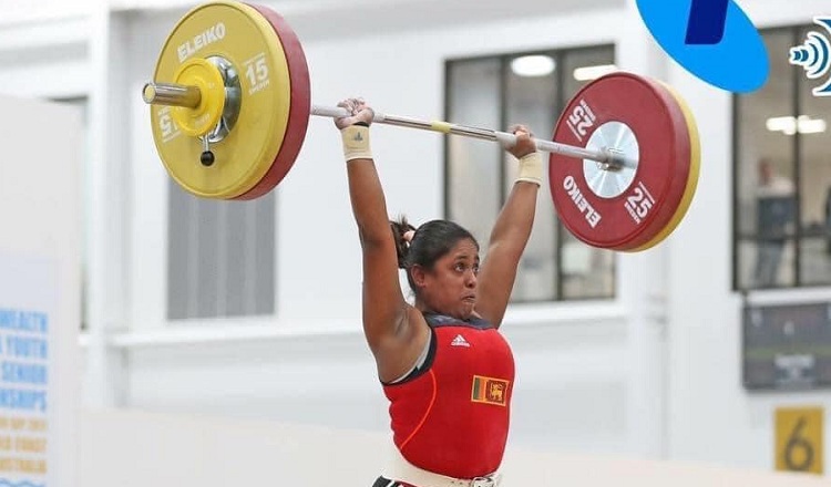චතුරිකාගෙන් බර ඉසිලීමේ නව ශ්‍රී ලංකා වාර්තා 03ක්