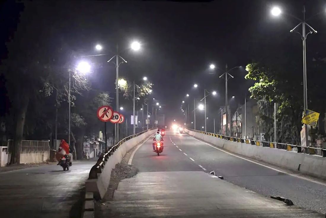 ලංකාවට ආසන්න තමිල්නාඩුවත් වසා දැමේ ලංකාවට ආසන්න තමිල්නාඩුවත් වසා දැමේ