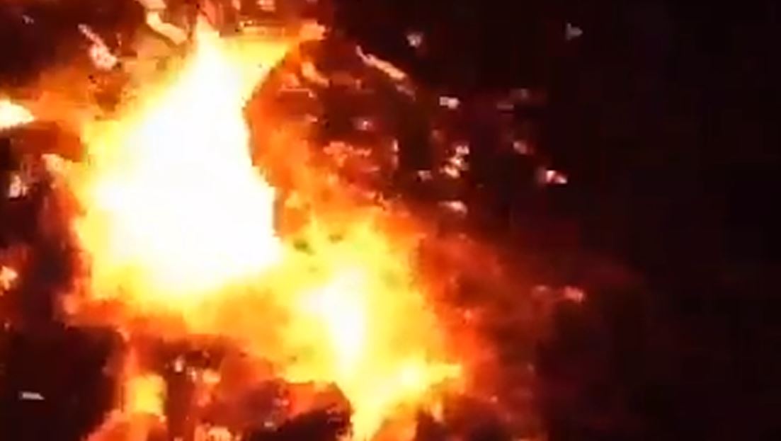කොංගෝ රාජ්යයේ ගිනි කන්දක් පුපුරා යයි – දහස් ගණනක් පීඩාවට කොංගෝ රාජ්යයේ ගිනි කන්දක් පුපුරා යයි – දහස් ගණනක් පීඩාවට