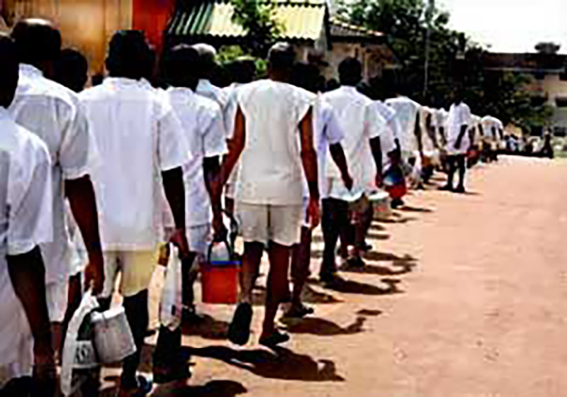 දිවි ඇතිතෙක් හිරේ සිටි 53ක් ඇතුළුව රැඳවියන් 260ක් නිදහස් දිවි ඇතිතෙක් හිරේ සිටි 53ක් ඇතුළුව රැඳවියන් 260ක් නිදහස්