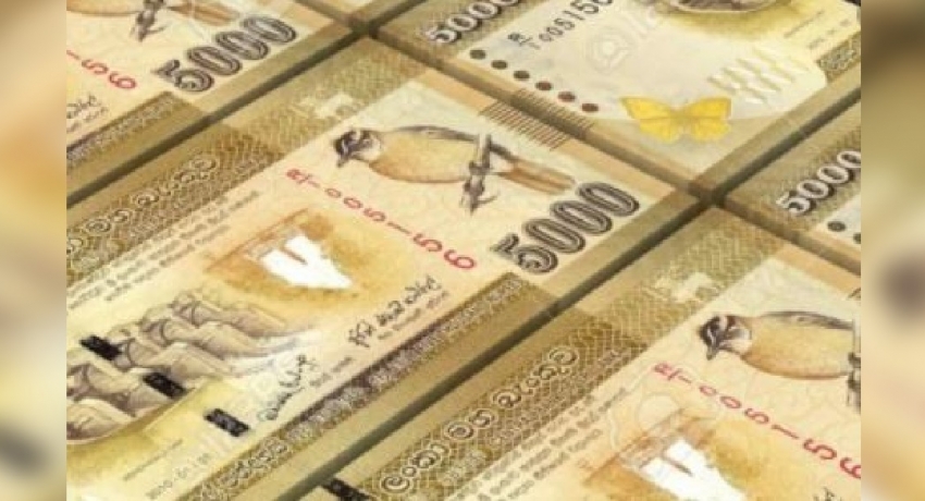 කාන්තාවකගේ බැංකු ගිණුම්වලින් රුපියල් ලක්ෂ 600ක් සංසරණය වෙලා