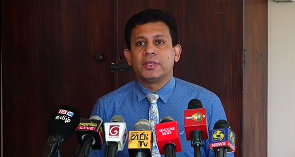 මේ මොහොතේ නිසි තීරණ නොගෙන ඉන්න සෞඛ්ය බලධාරීන්ට දඬුවම් දිය යුතුයි – සෞඛ්ය වෘත්තීයවේදීන්ගේ විද්වත් සංගමය මේ මොහොතේ නිසි තීරණ නොගෙන ඉන්න සෞඛ්ය බලධාරීන්ට දඬුවම් දිය යුතුයි – සෞඛ්ය වෘත්තීයවේදීන්ගේ විද්වත් සංගමය