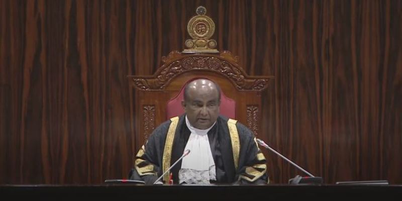 ගම්මන්පිලගේ විශ්වාසභංගයට රනිල් ගෙනා සංශෝධනය ගැන කථානායක කියූ දේ ගම්මන්පිලගේ විශ්වාසභංගයට රනිල් ගෙනා සංශෝධනය ගැන කථානායක කියූ දේ