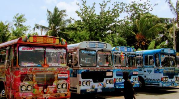 එන්නත නොගත් බස් සේවකයන්ට අගෝස්තු 15න් පසු රැකියා නෑ